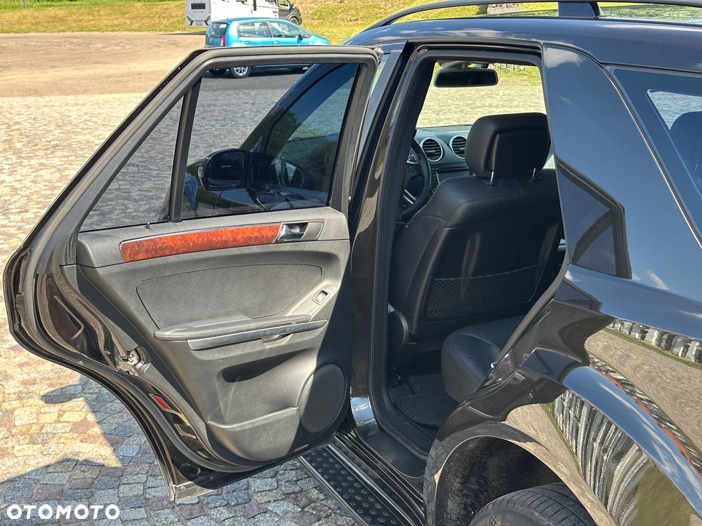 Mercedes-Benz ML - 13