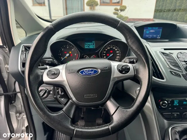 Ford Grand C-MAX - 12