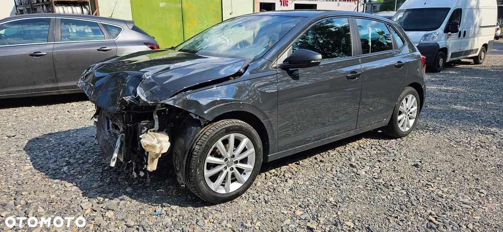 Volkswagen Polo 1.0 Comfortline - 6