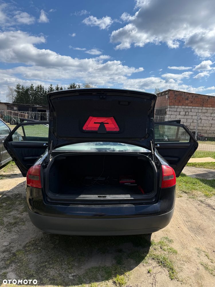 Audi A6 Limousine 2.8 - 7