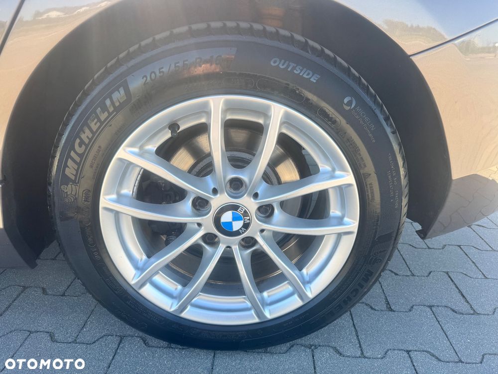 BMW Seria 1 116d EfficientDynamics Edition - 5