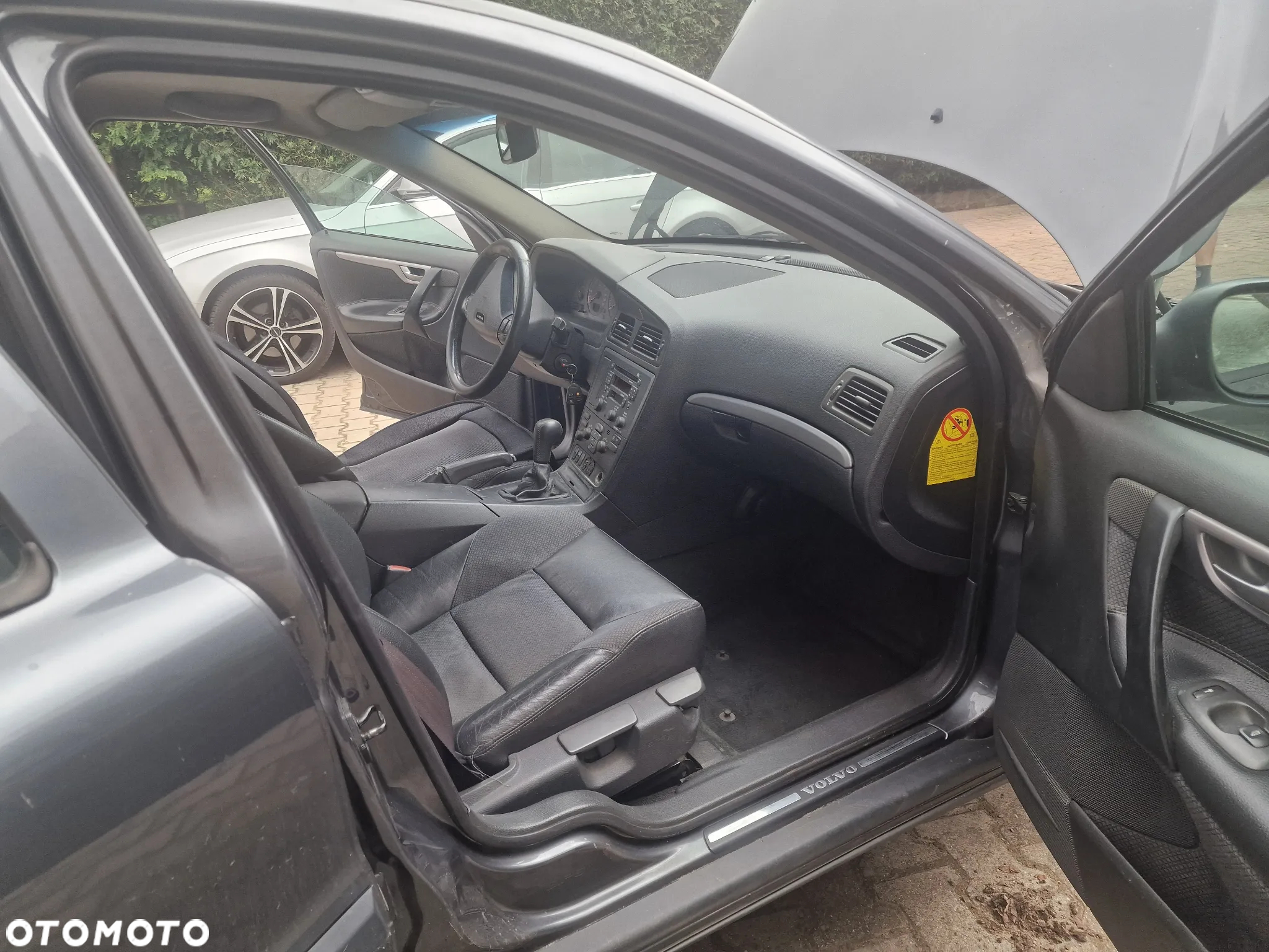 Volvo S60 2.4 D5 - 6