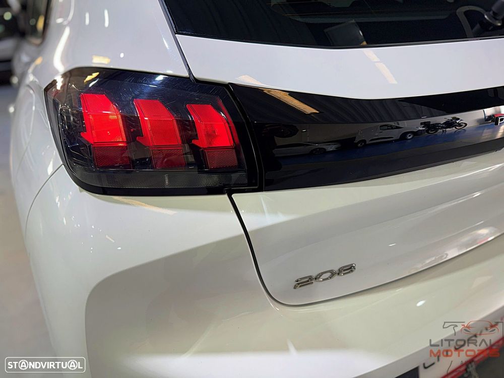 Peugeot 208 1.2 PureTech Active - 8