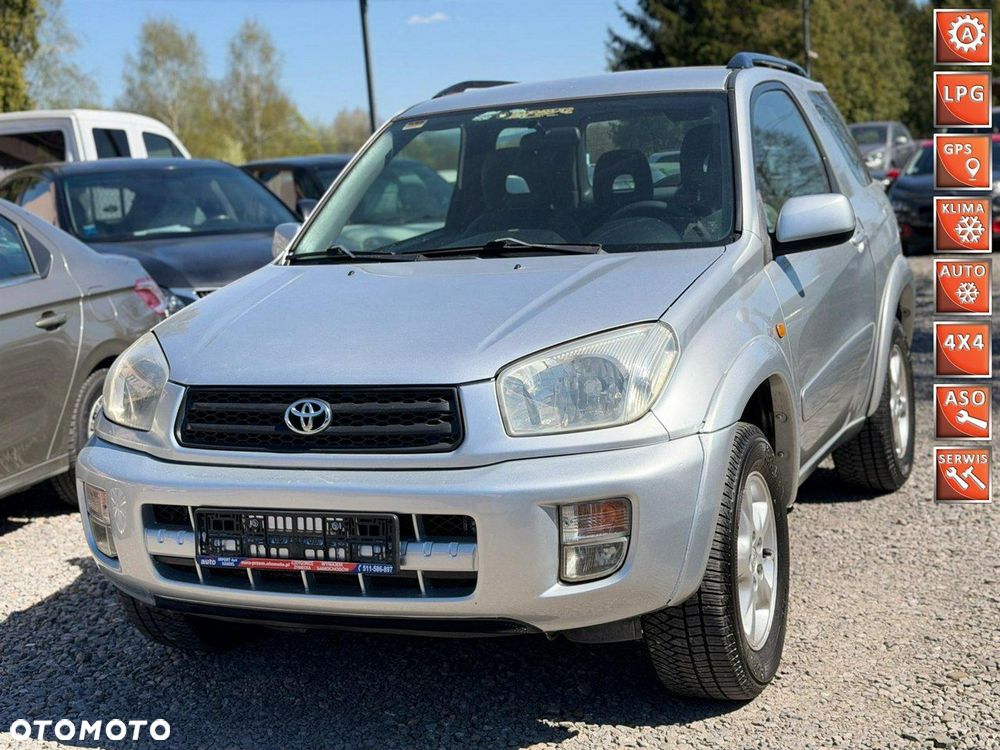 Toyota RAV4 - 1