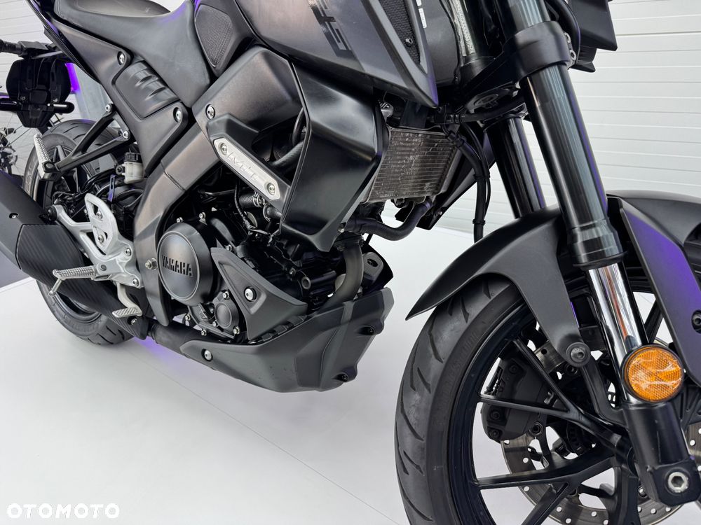 Yamaha MT - 24
