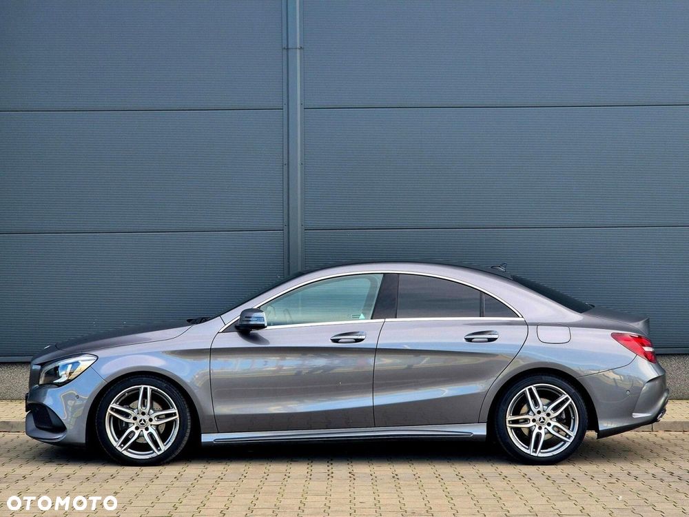Mercedes-Benz CLA 200 7G-DCT AMG Line - 3