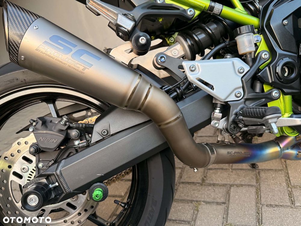 Kawasaki Z 900 - 14