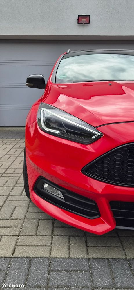 Ford Focus 2.0 EcoBoost ST mit Leder-Exclusiv-Paket - 5