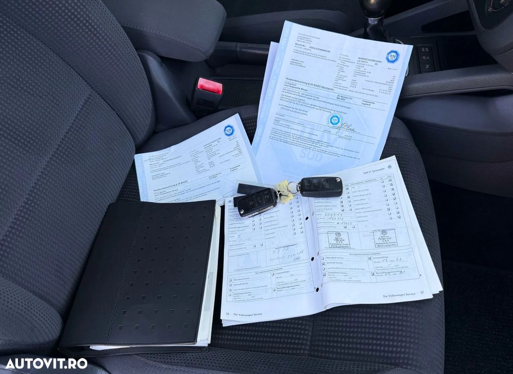 Volkswagen Golf 1.9 TDI DPF United BlueMotion - 5