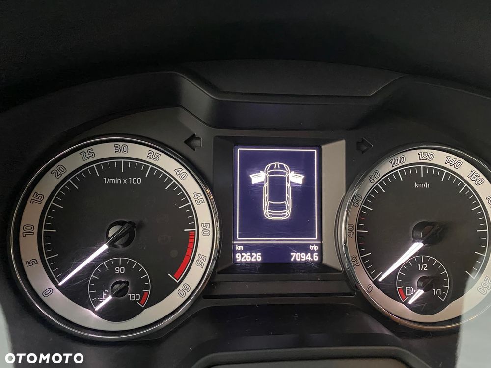 Skoda Octavia 2.0 TDI Style DSG - 11