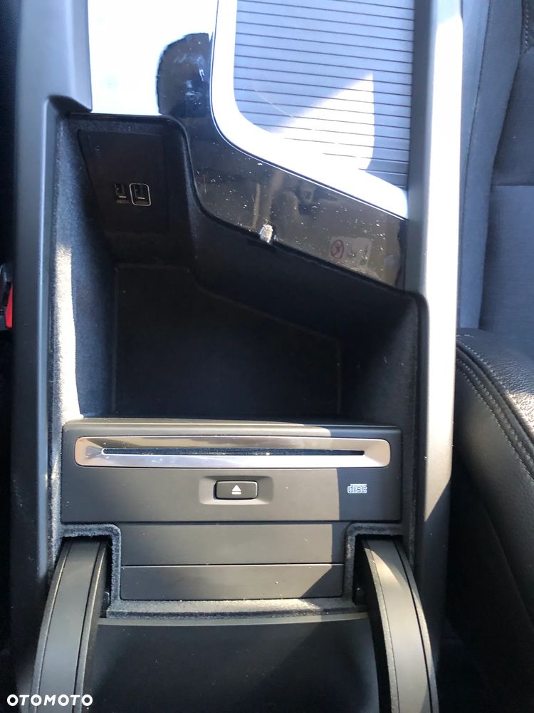 Volvo XC 60 D4 Momentum Pro - 39
