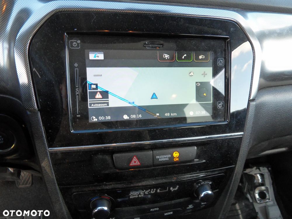 Suzuki Vitara 1.4 Boosterjet Hybrid Comfort+ "SHINKAI" - 24