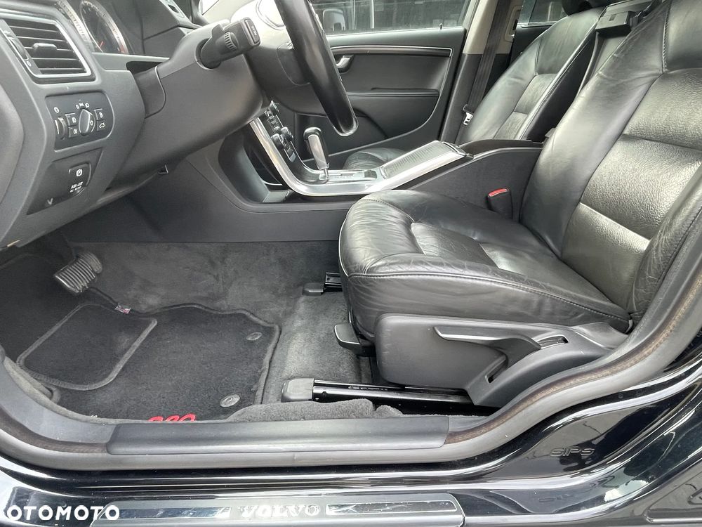 Volvo S80 T5 Executive - 8