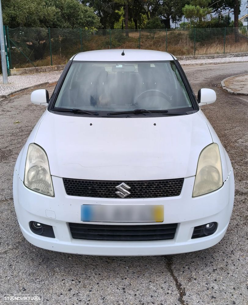 Suzuki Swift 1.3 16V GA - 1