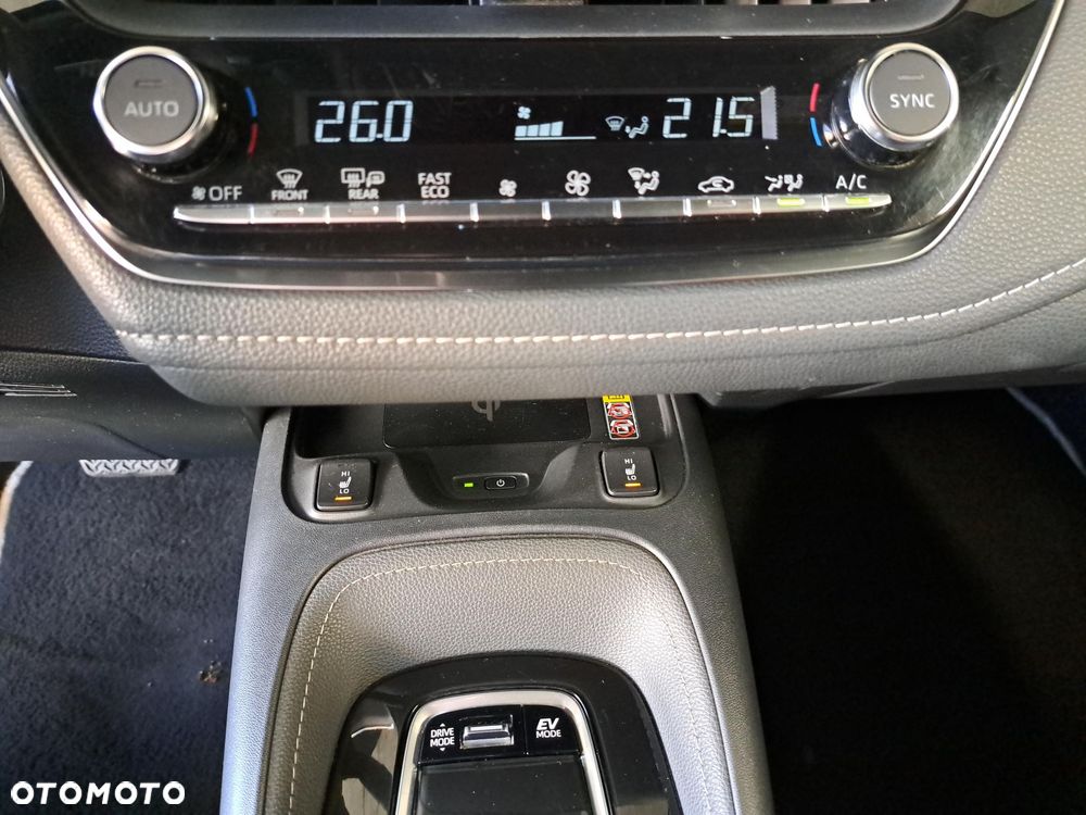 Toyota Corolla 1.8 Hybrid Style - 26