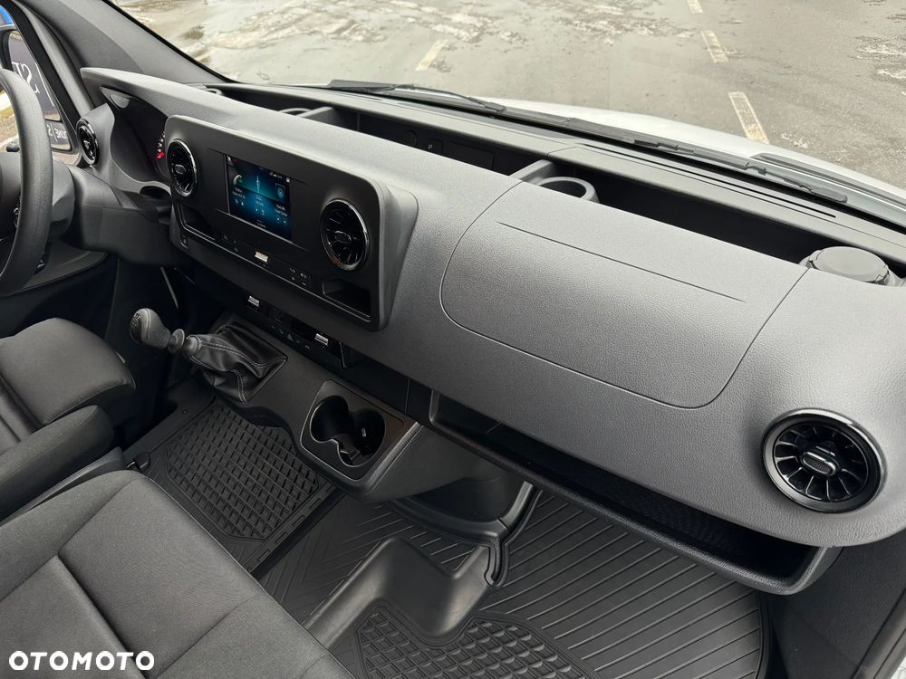 Mercedes-Benz SPRINTER 317 CDI - 23