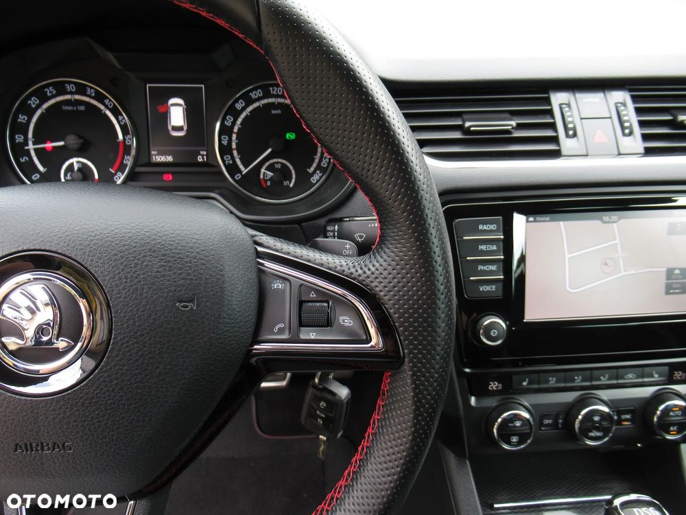 Skoda Octavia 2.0 TDI 4x4 DSG RS - 26