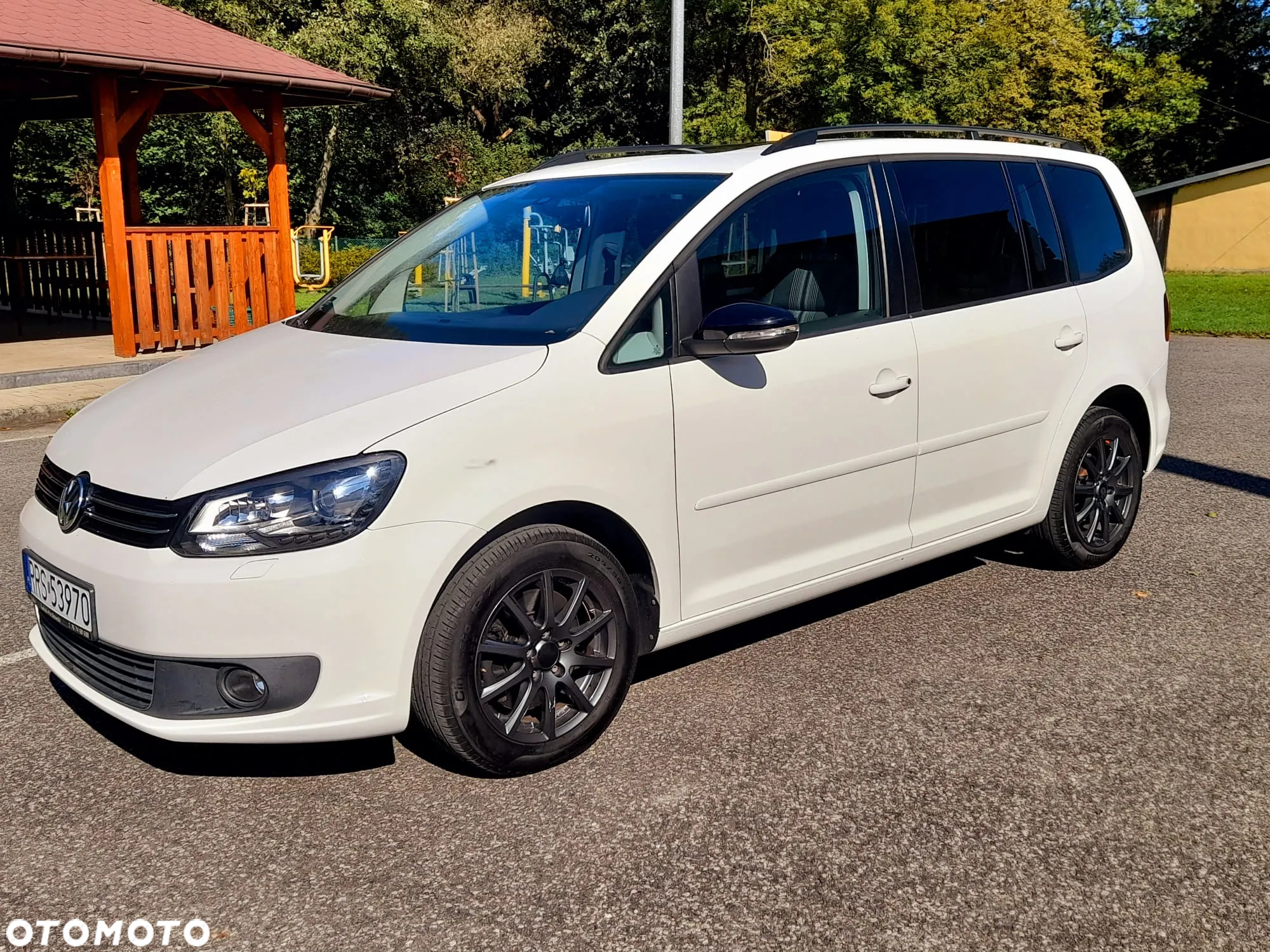 Volkswagen Touran 2.0 TDI DPF Highline - 4