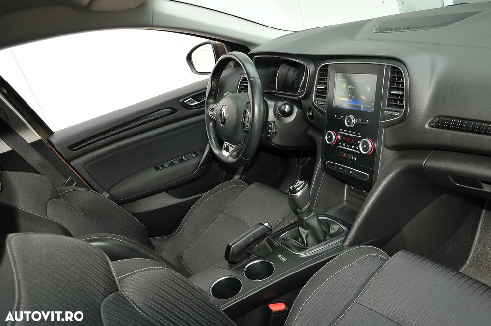 Renault Megane 1.5 dCi Expression - 13
