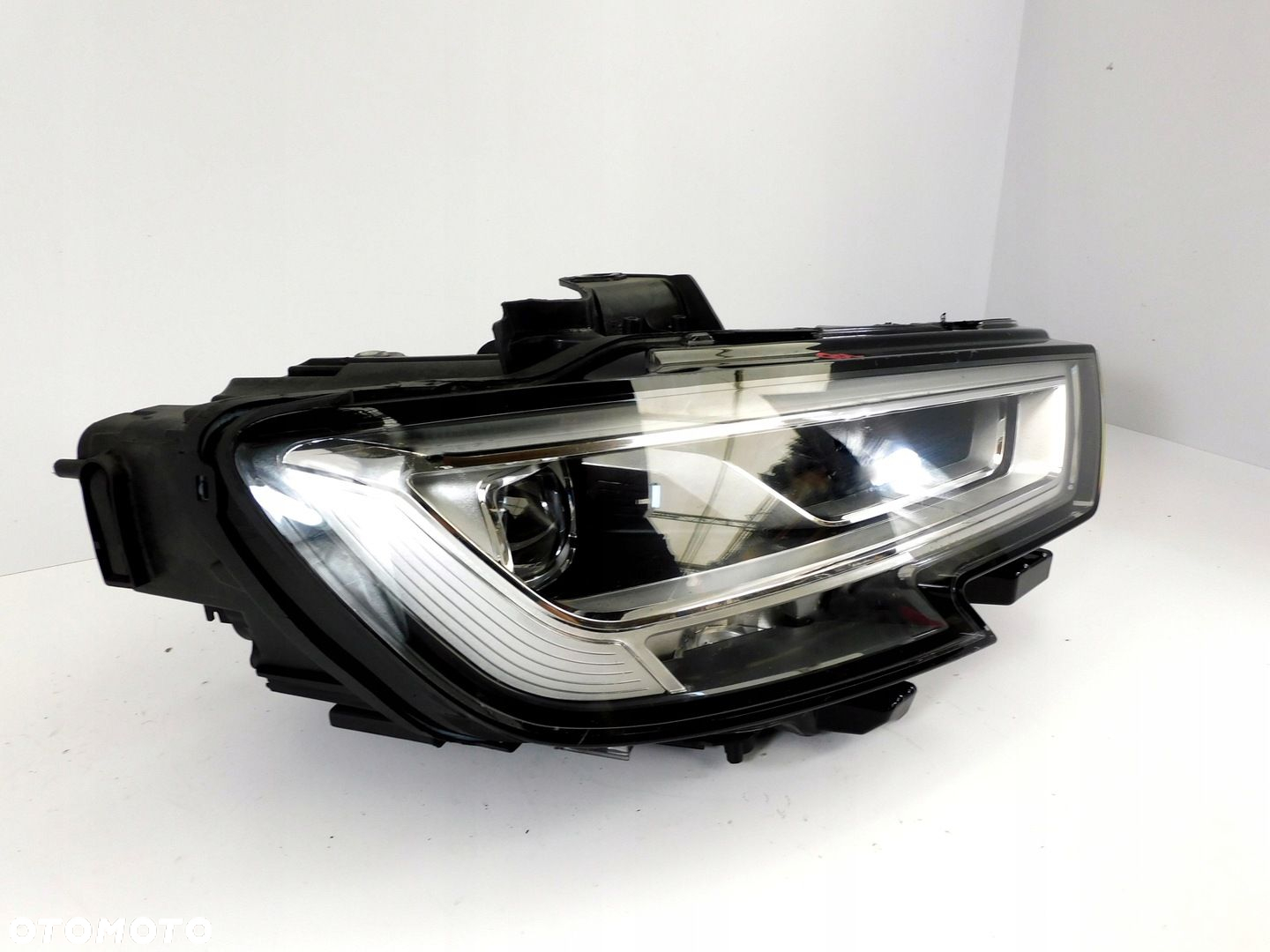 AUDI A3 S3 RS3 8V0 LIFT MATRIX LAMPA PRAWA 8V0941036 8V0941784C - 2