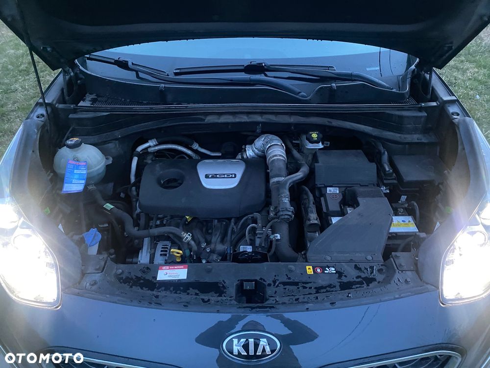 Kia Sportage 1.6 T-GDI AWD DCT PLATINUM - 28