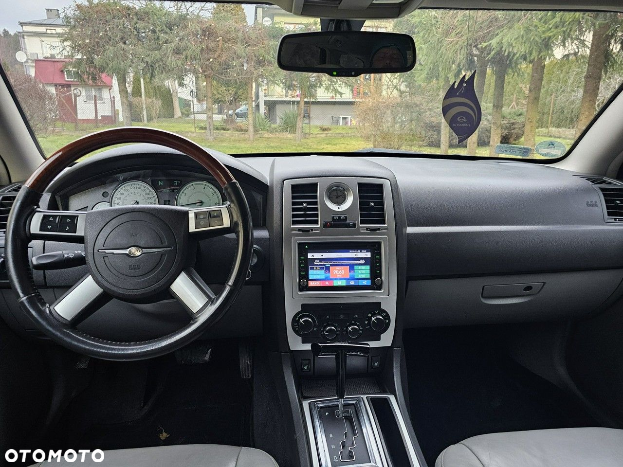 Chrysler 300C - 10