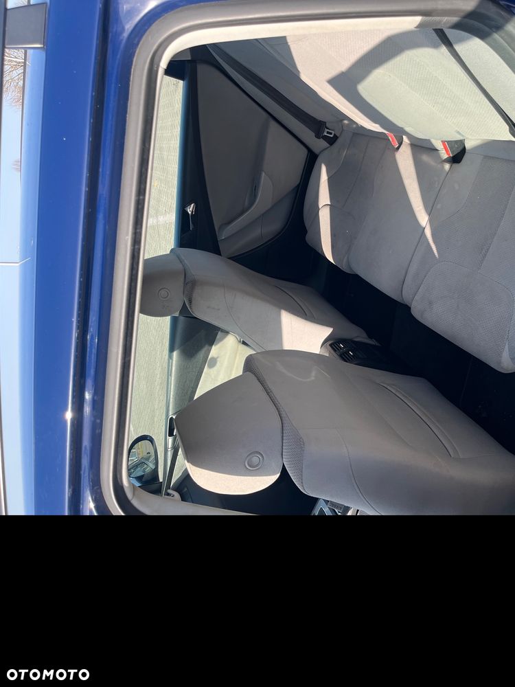 Volkswagen Passat 2.0 TDI DPF Comfortline - 9
