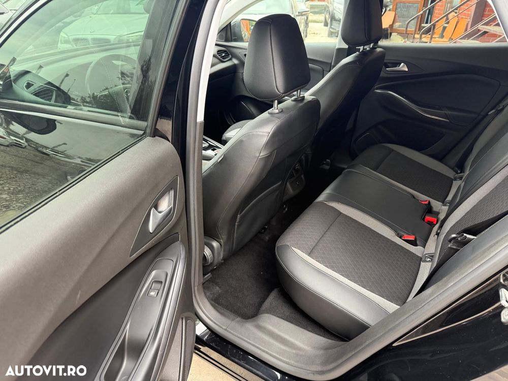 Opel Grandland X 1.2 Start/Stop Automatik INNOVATION - 18