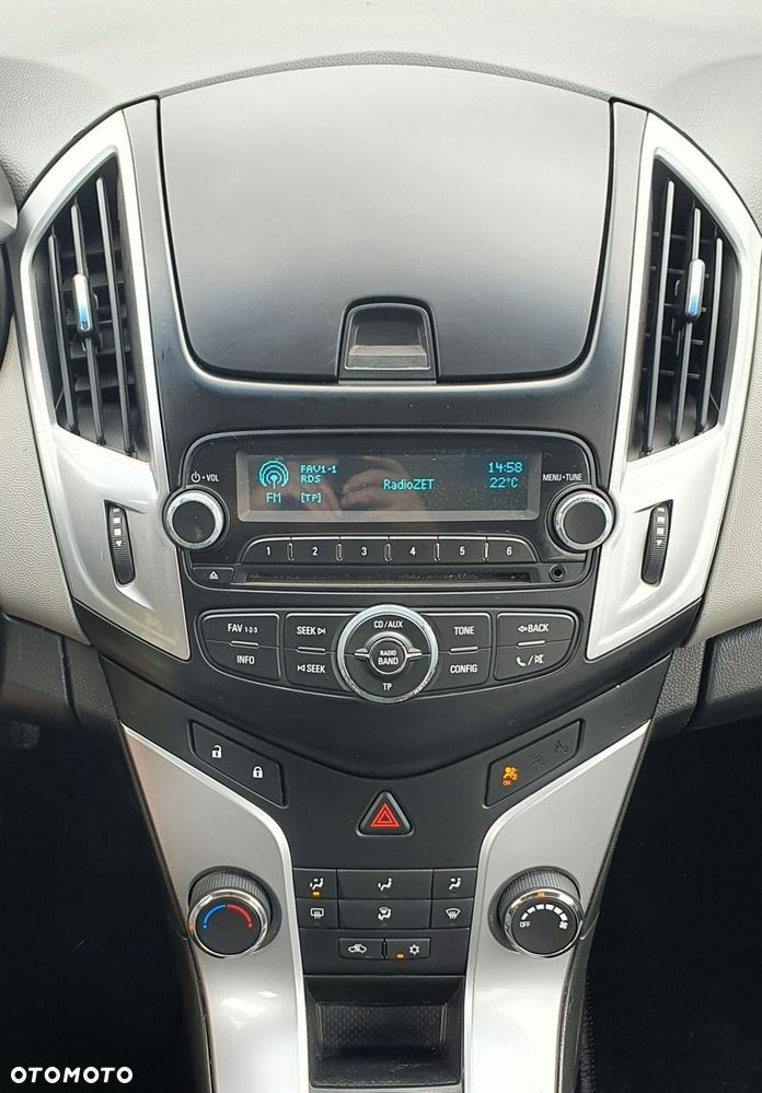 Chevrolet Cruze - 8