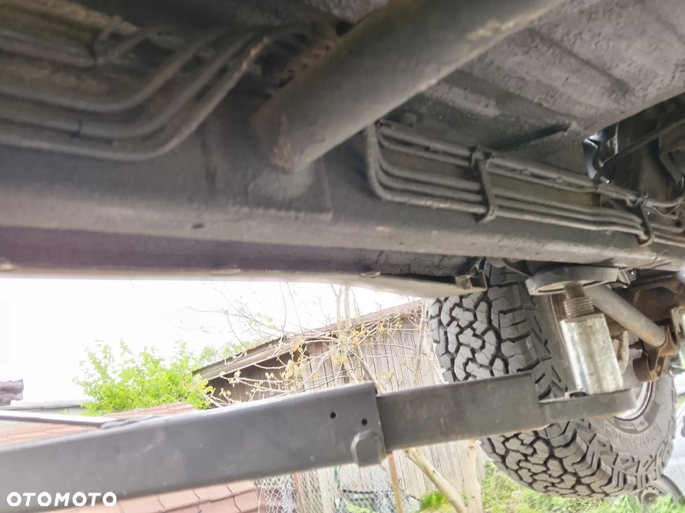 Suzuki Grand Vitara 2.0 - 9