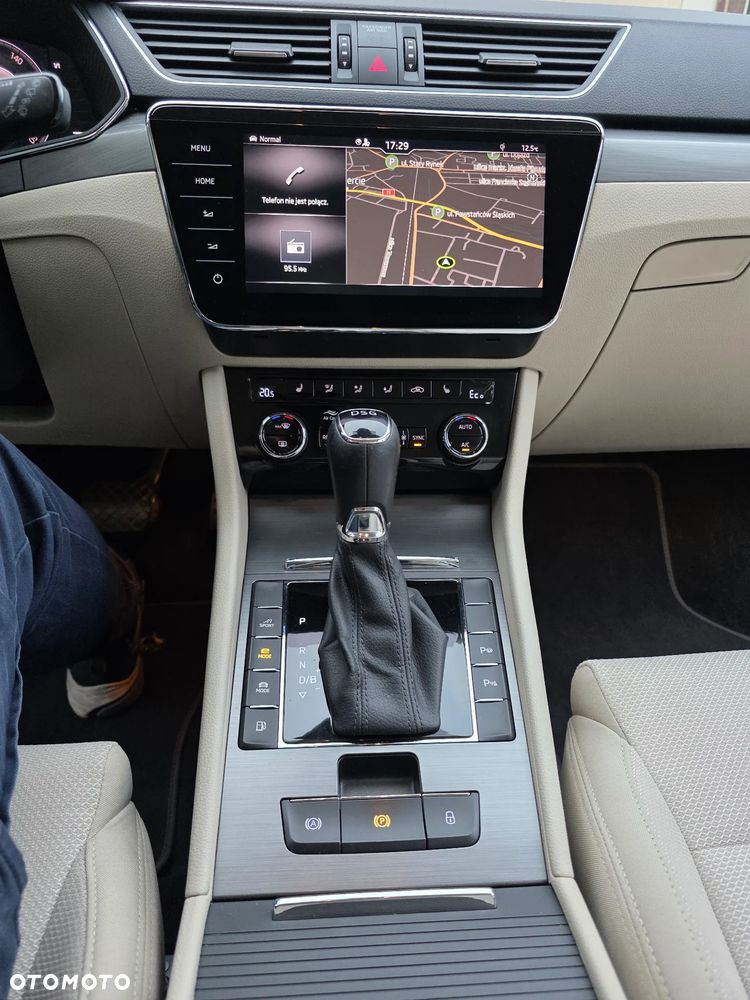 Skoda Superb 1.4 TSI Plug-In Hybrid Style DSG - 31