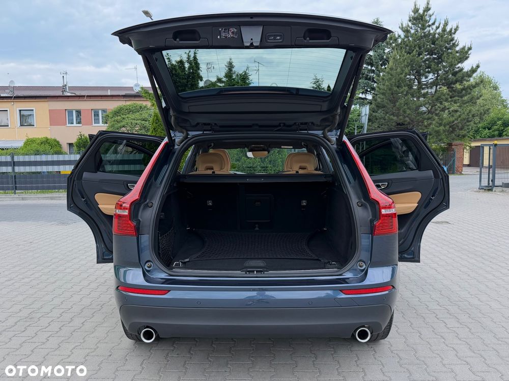 Volvo XC 60 D4 Momentum Pro - 15