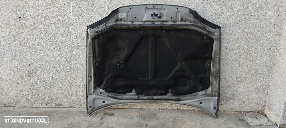 CAPÔ TOYOTA AVENSIS SEDAN 2002 - - 2