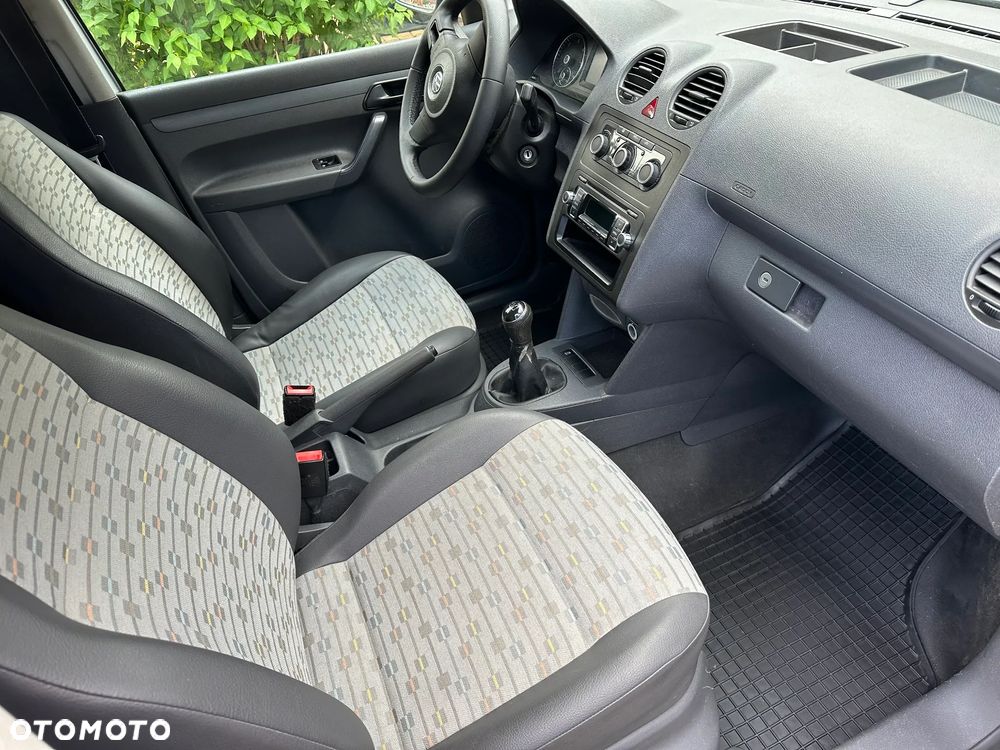 Volkswagen CADDY - 26