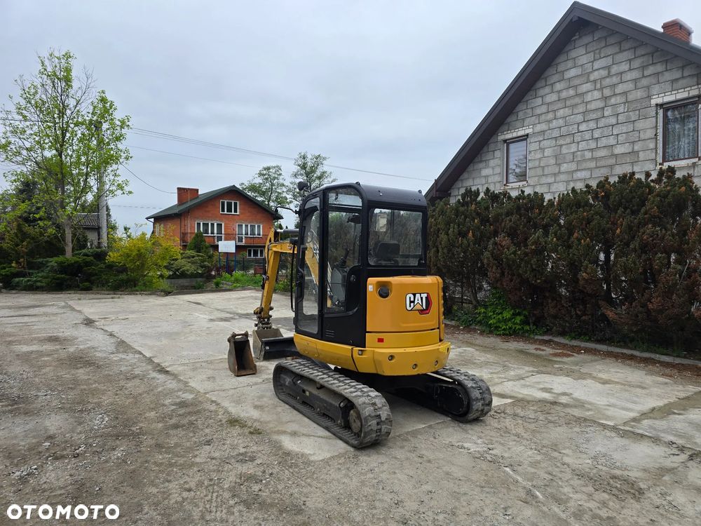 Caterpillar CAT 302.7 - 4