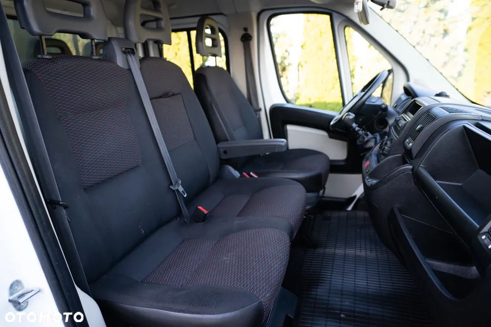 Peugeot Doka BOXER Brygada 7 Os Zabudowa Niski Przebieg Posiadam kilka busów Furgon Doka - 26