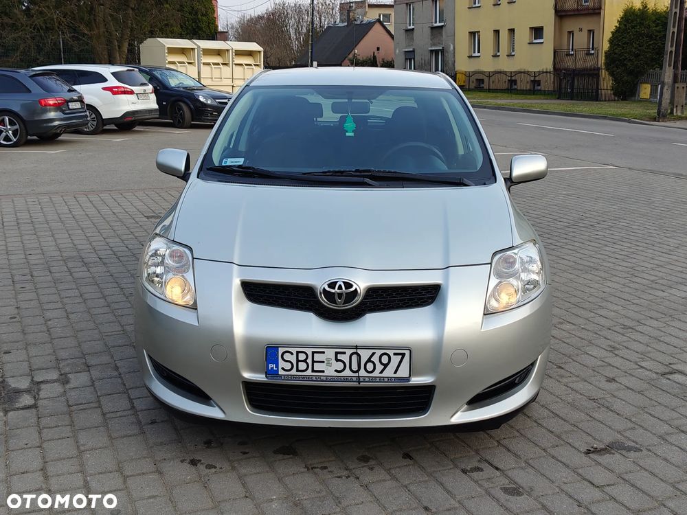Toyota Auris 2.0 D-4D Luna - 23