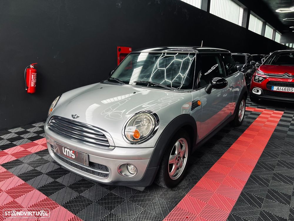 MINI 3 Portas Cooper D - 3