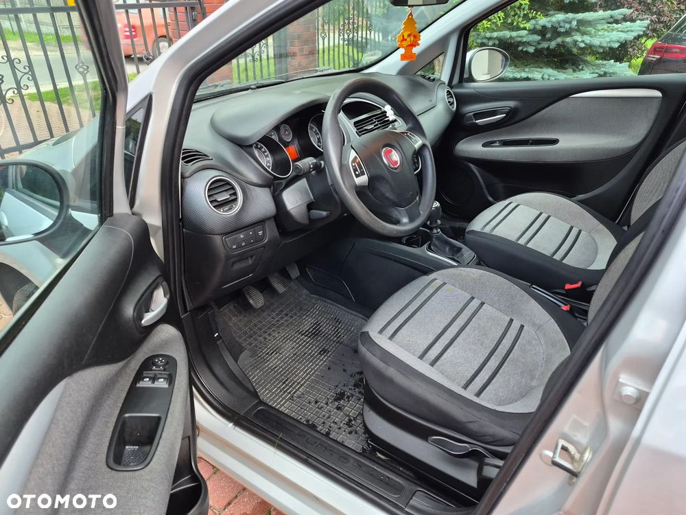 Fiat Punto 1.4 Easy S&S - 9