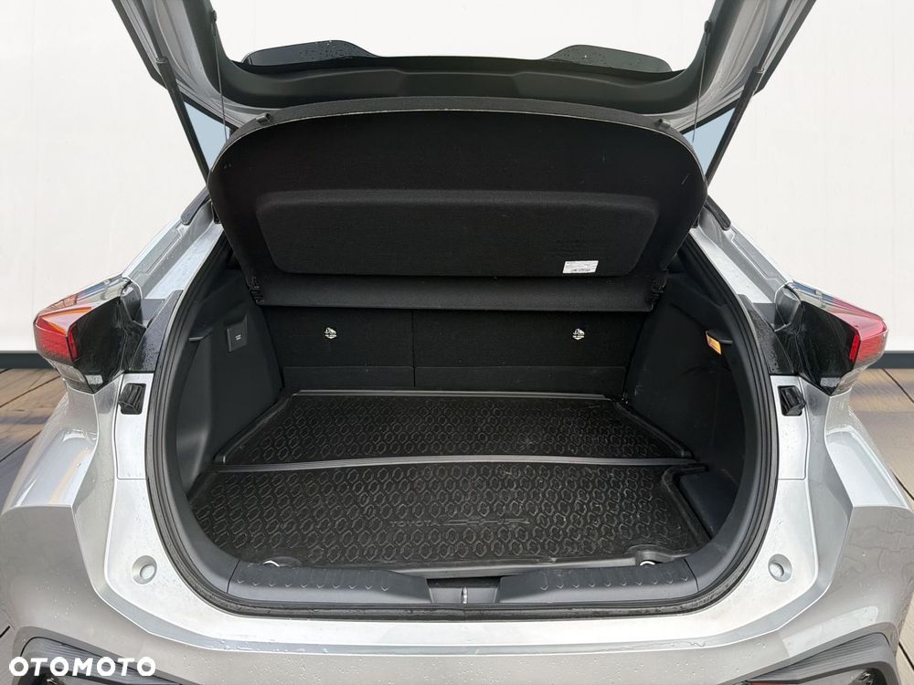 Toyota C-HR - 13