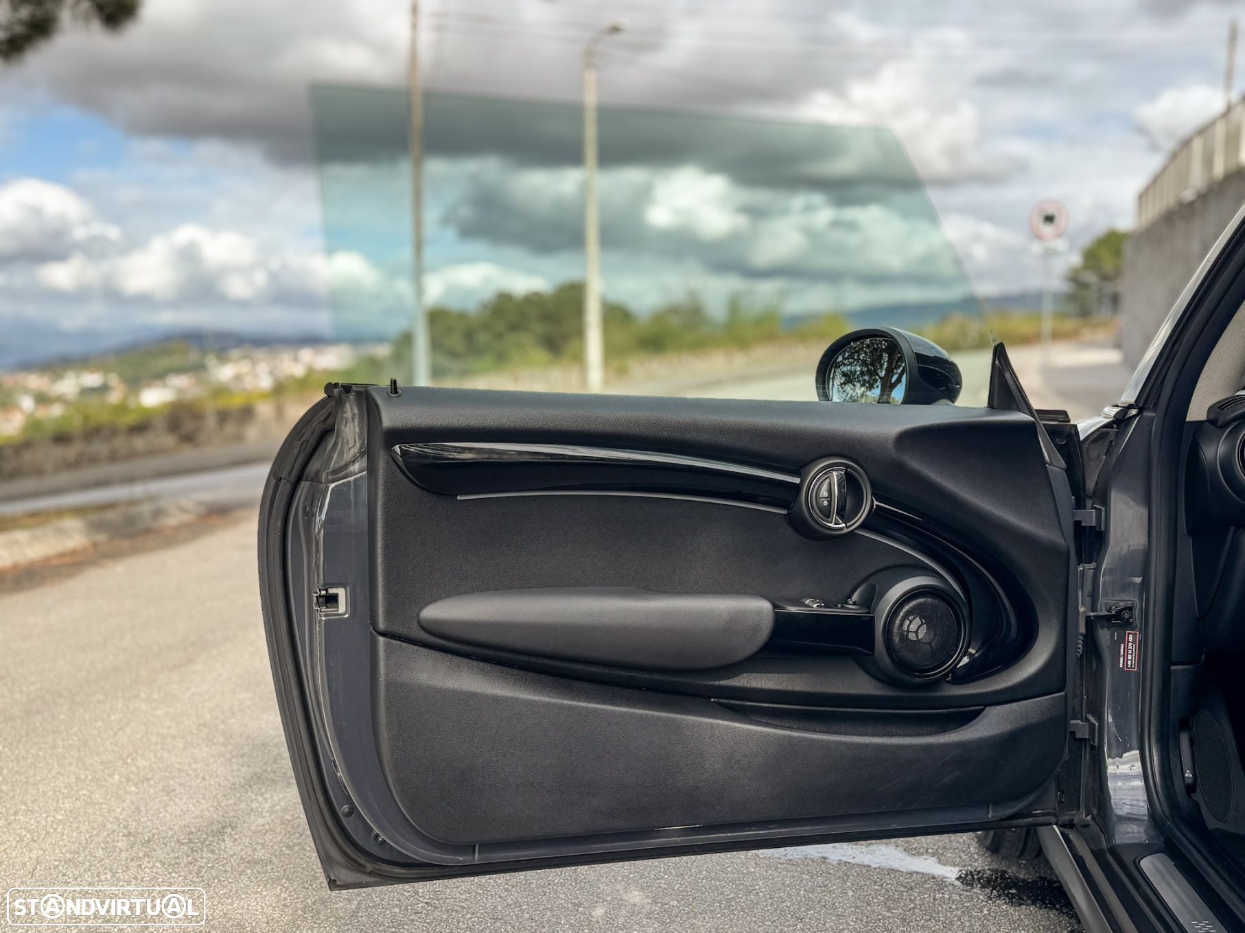MINI 3 Portas Cooper S Auto - 24