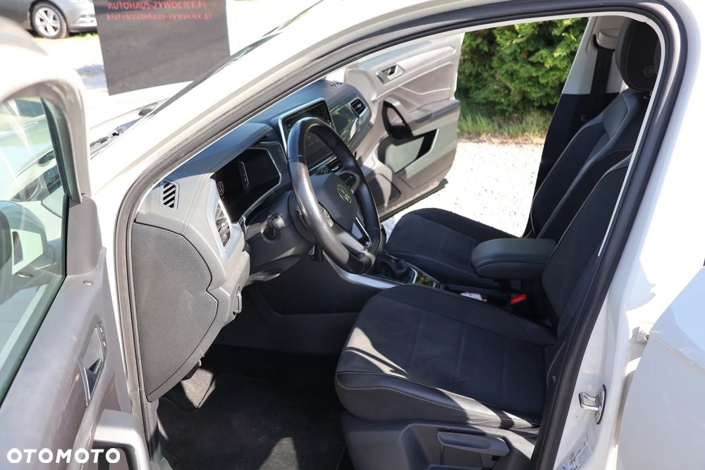 Volkswagen T-Roc 1.5 TSI ACT OPF DSG UNITED - 13