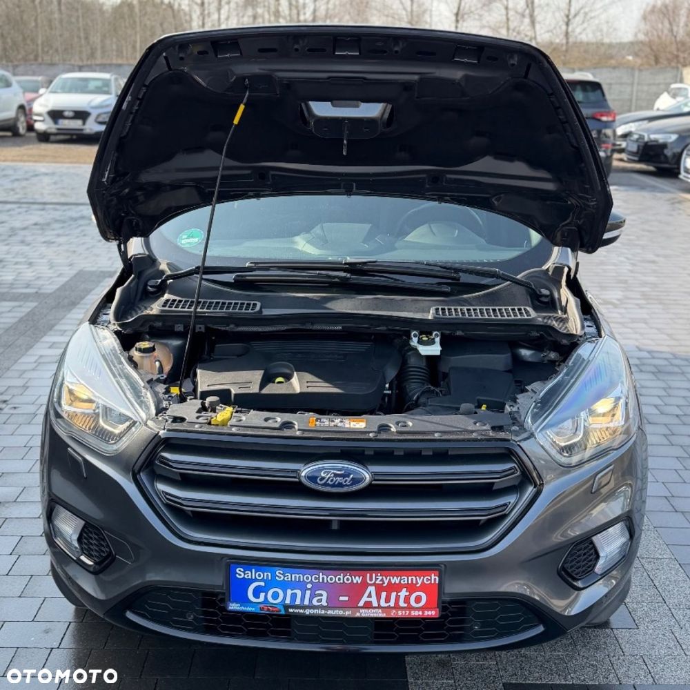 Ford Kuga - 2