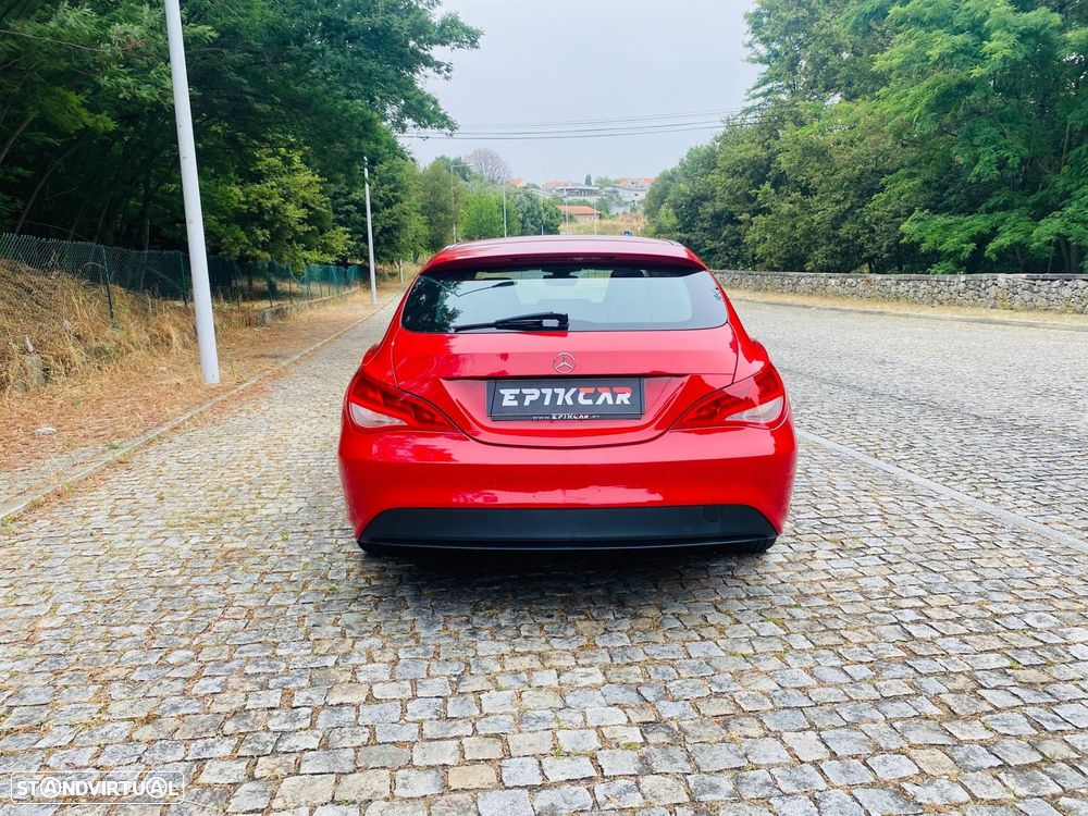 Mercedes-Benz CLA 200 d Shooting Brake Urban - 7