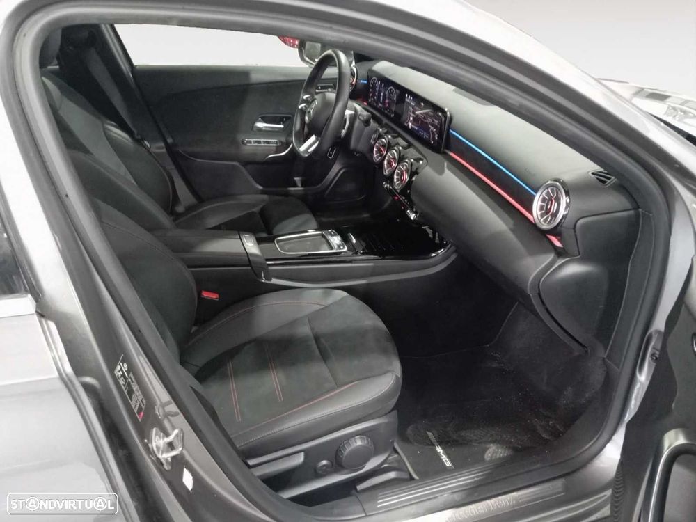 Mercedes-Benz A 200 Limousine - 13