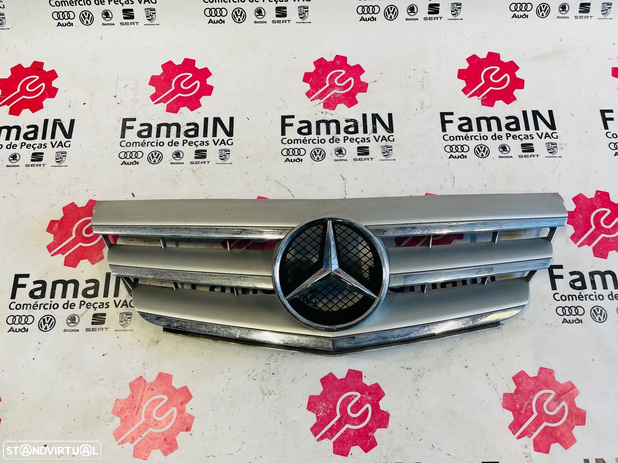 GRELHA MERCEDES CLS C218 A2188880060 - 1
