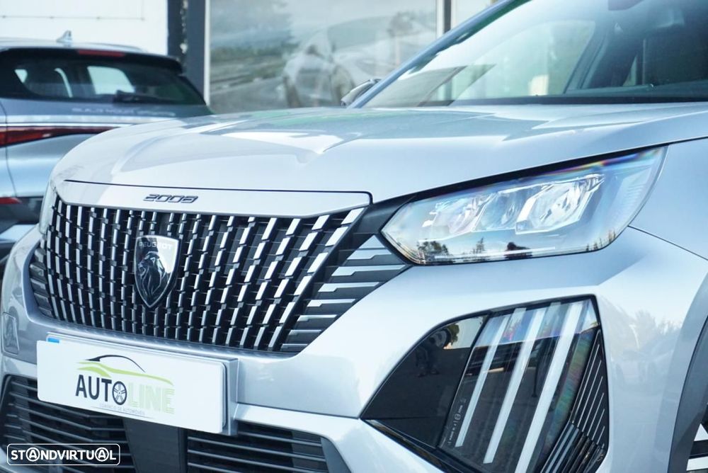 Peugeot e-2008 54 kWh Allure - 11