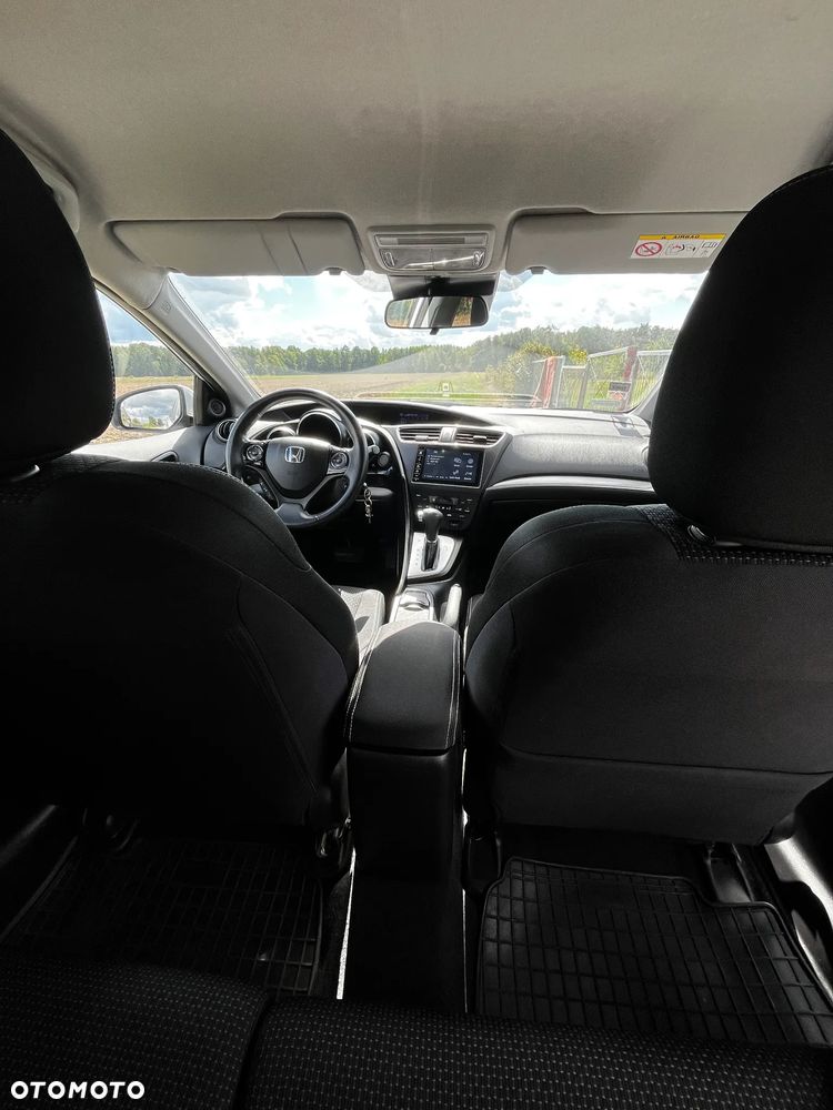 Honda Civic 1.8 Style Edition (Honda Connect+) - 10
