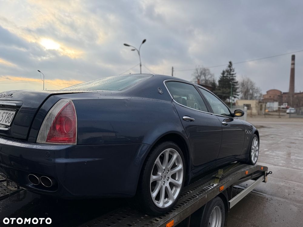 Maserati Quattroporte - 5