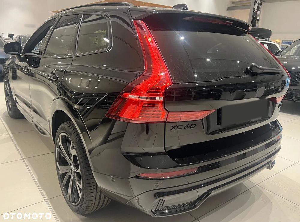 Volvo XC 60 B5 D AWD Geartronic RDesign - 2